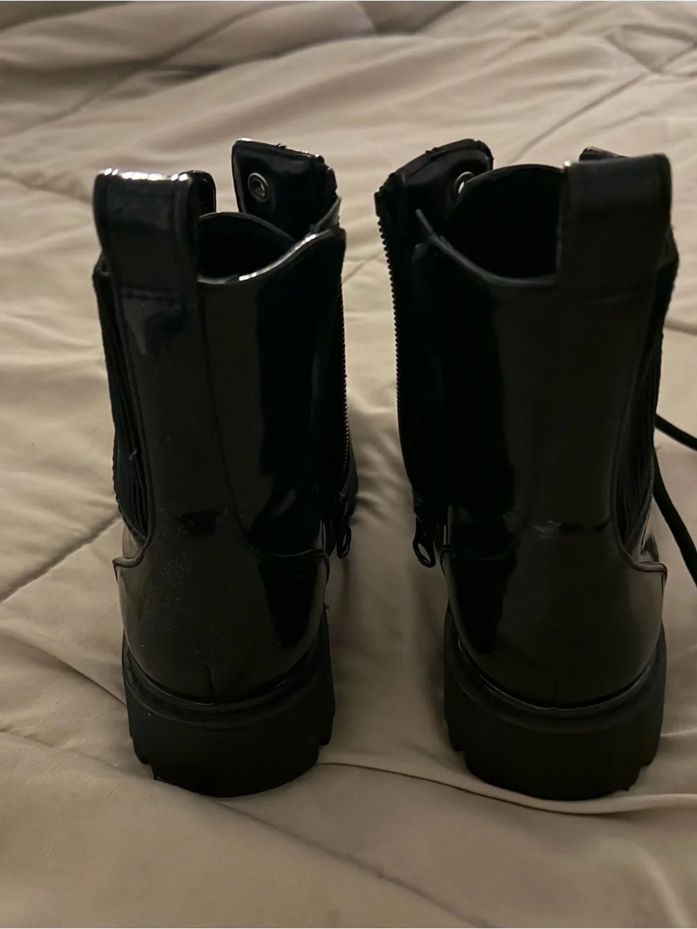 N/A stylish black