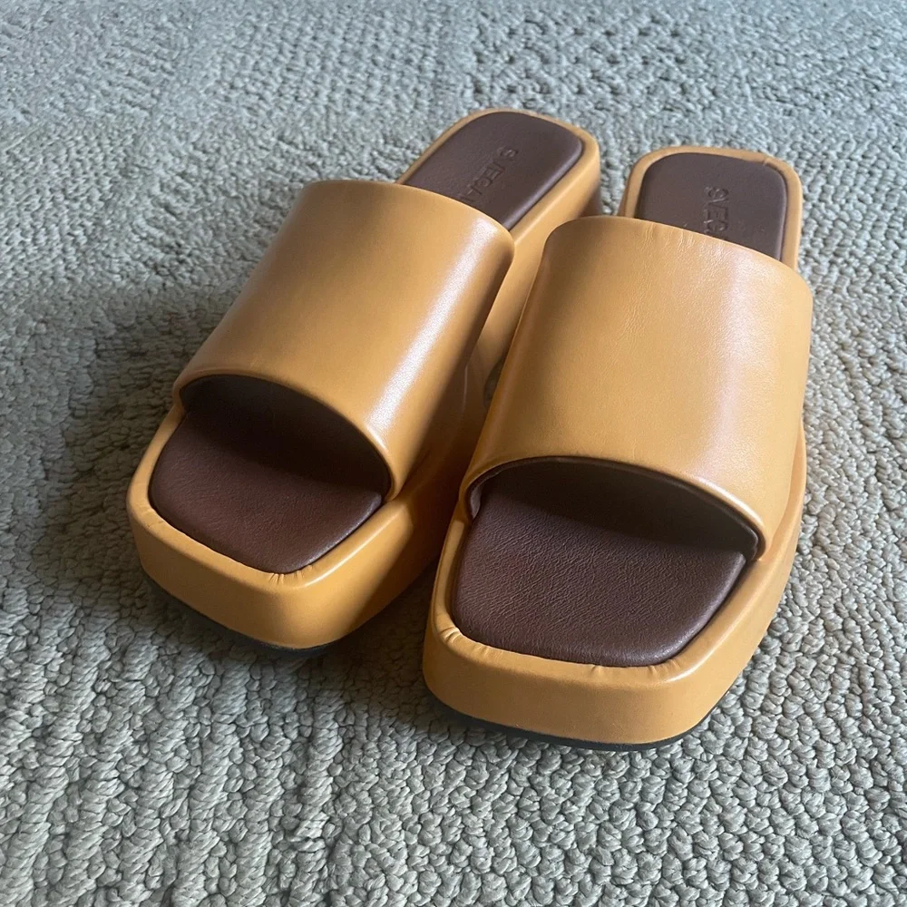 ALOHAS chunky platform