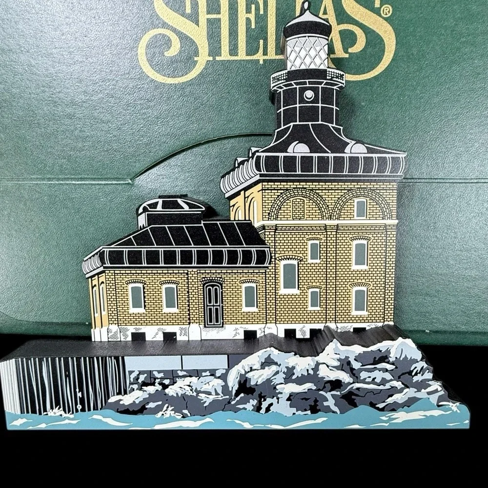 Shelia boxes show