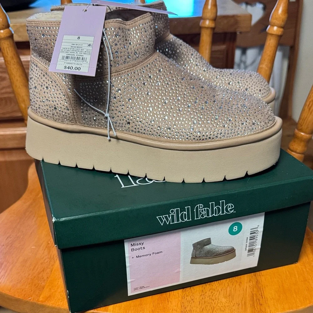 wild fable chic beige