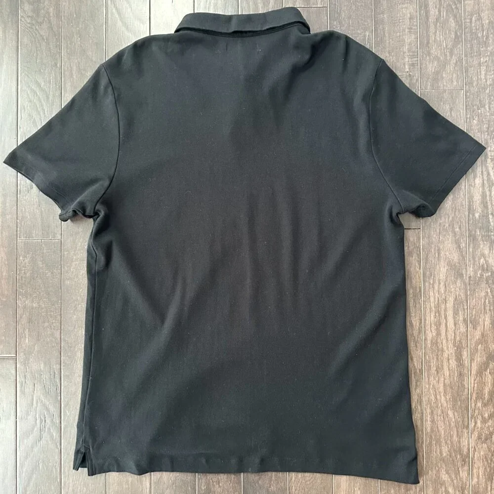 Banana Republic •	color black