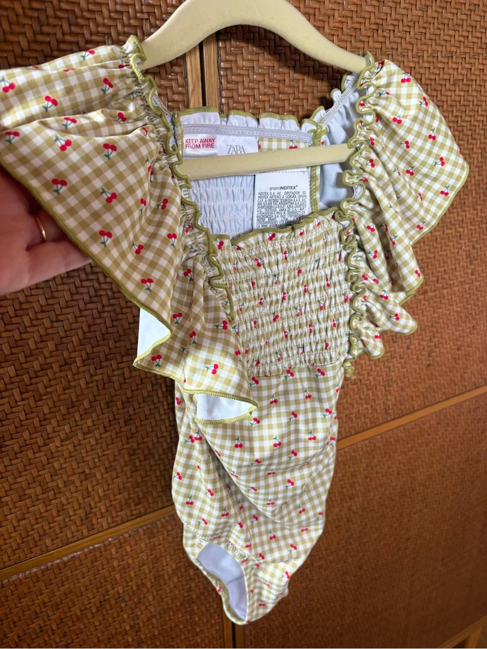 Zara like new