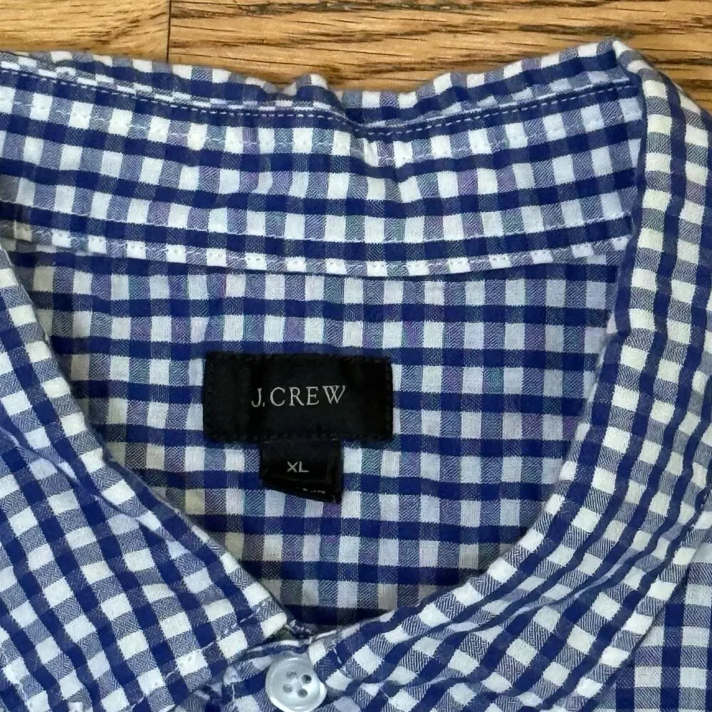 J. Crew ~details~ excellent