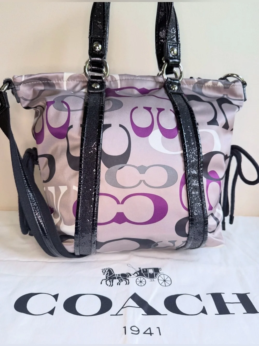 Coach gorgeous hard