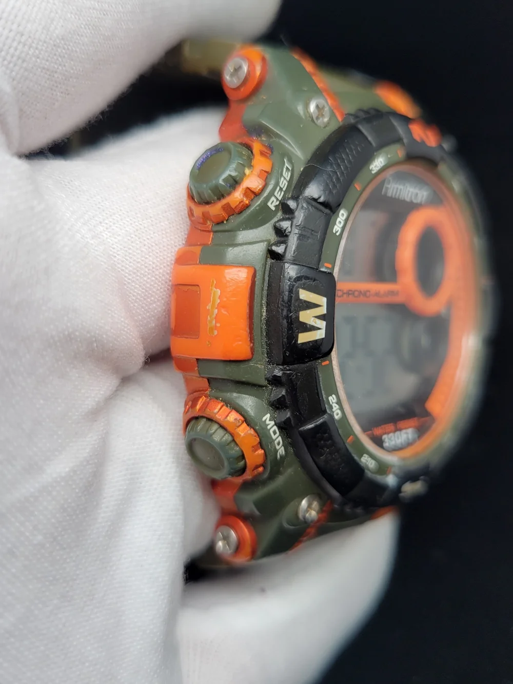 Armitron sporty rugged