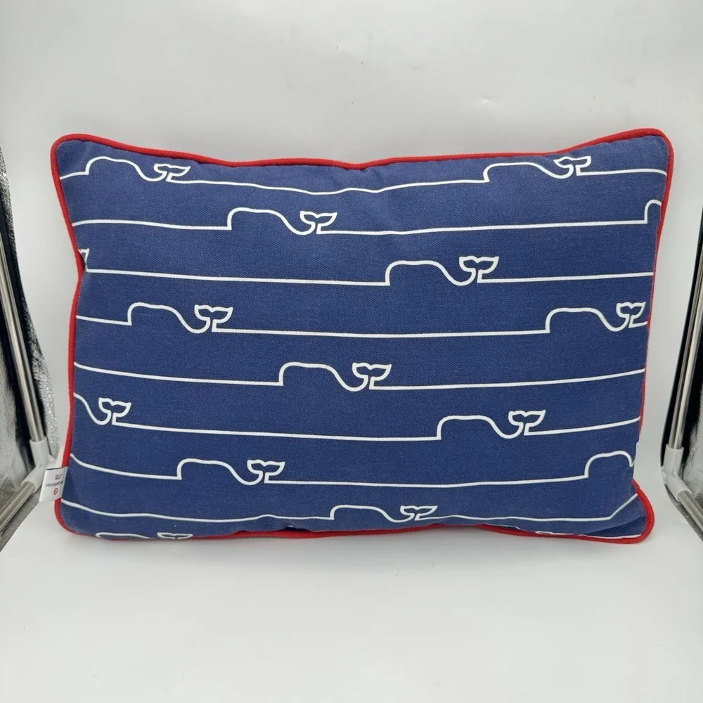 Pillow Décor pillow pre