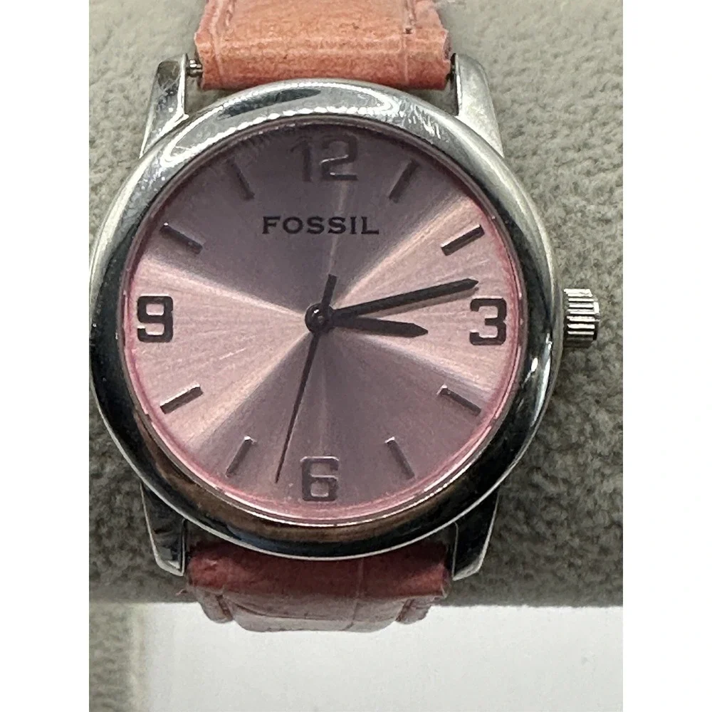 Fossil jr-8643‎ Womens Watch Pink Band Dial New Battery 31MM 8