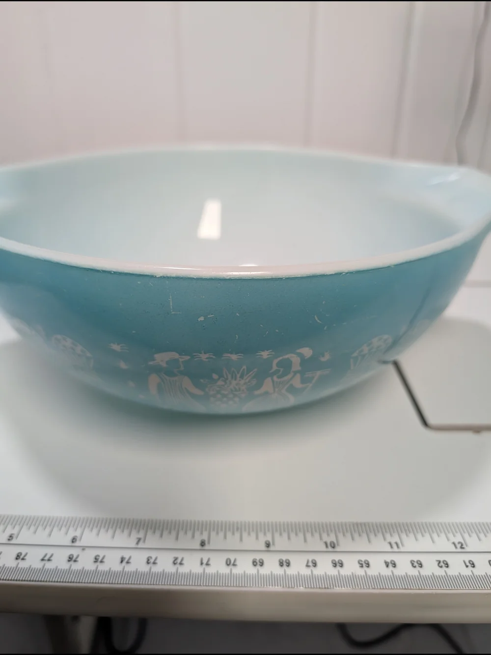 Vintage PYREX Butterprint Turquoise Amish Farmer Design, 4 qt Cinderella Bowl