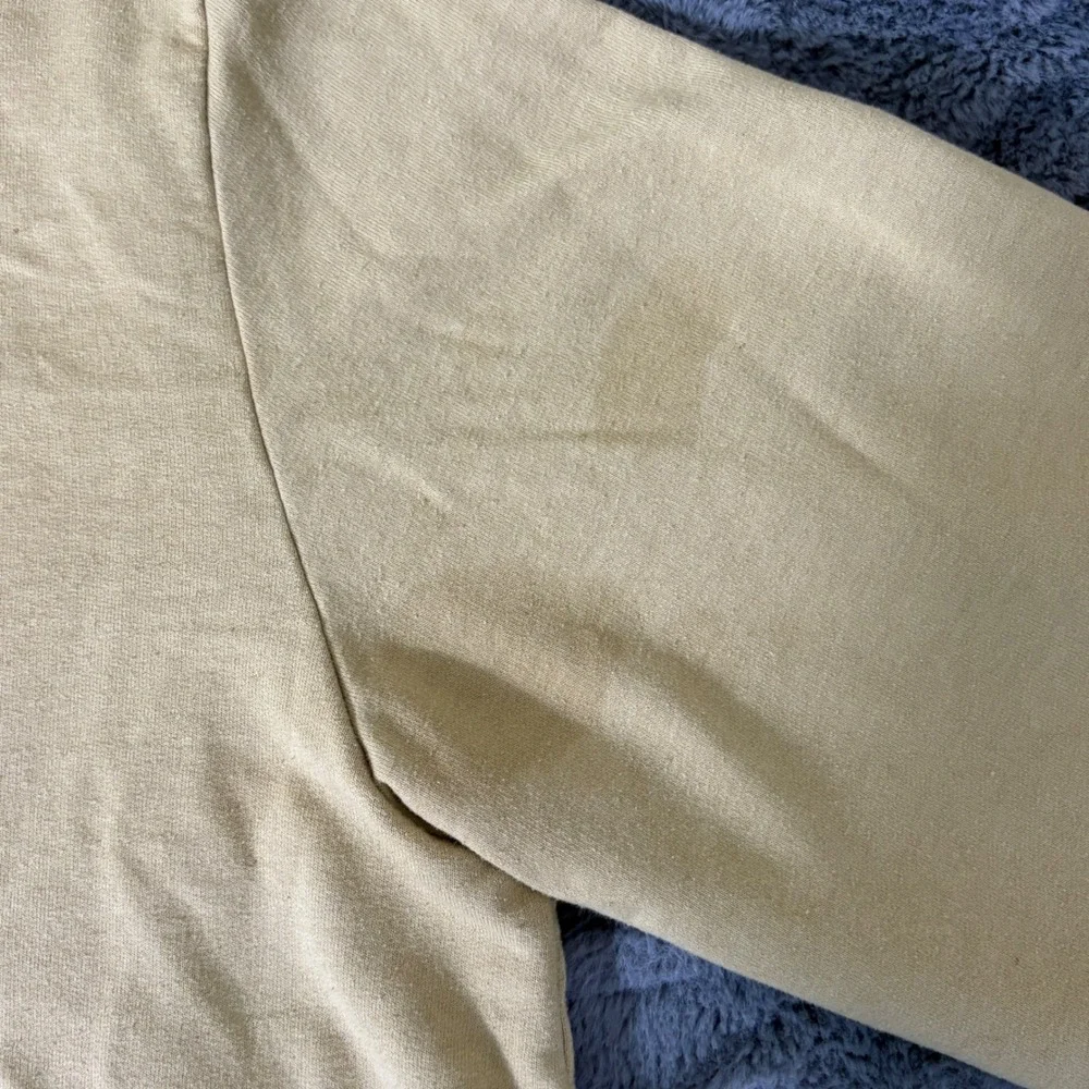 The North Face pockets item