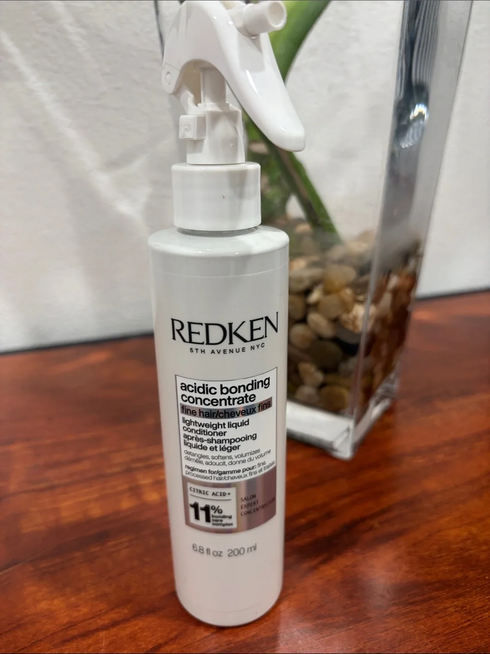 Redken Acidic Bonding Concentrate - White Bottle