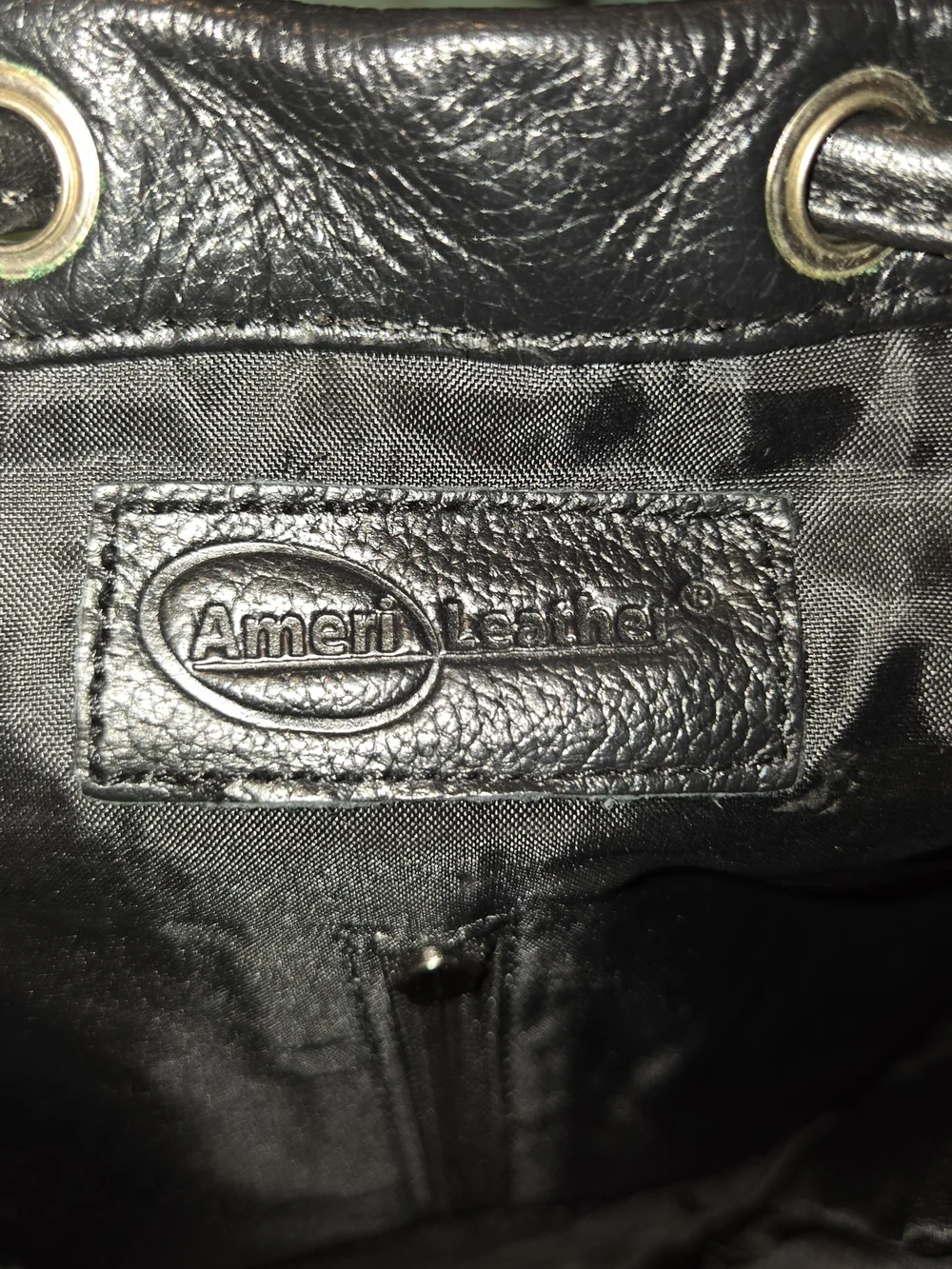 Amerileather compact drawstring