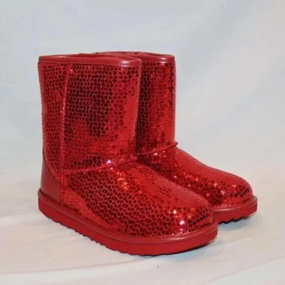 NIB UGG YOUTH 4 SEQUIN HEART CLASSIC SHORT SHEARLING BOOTS RED‎
