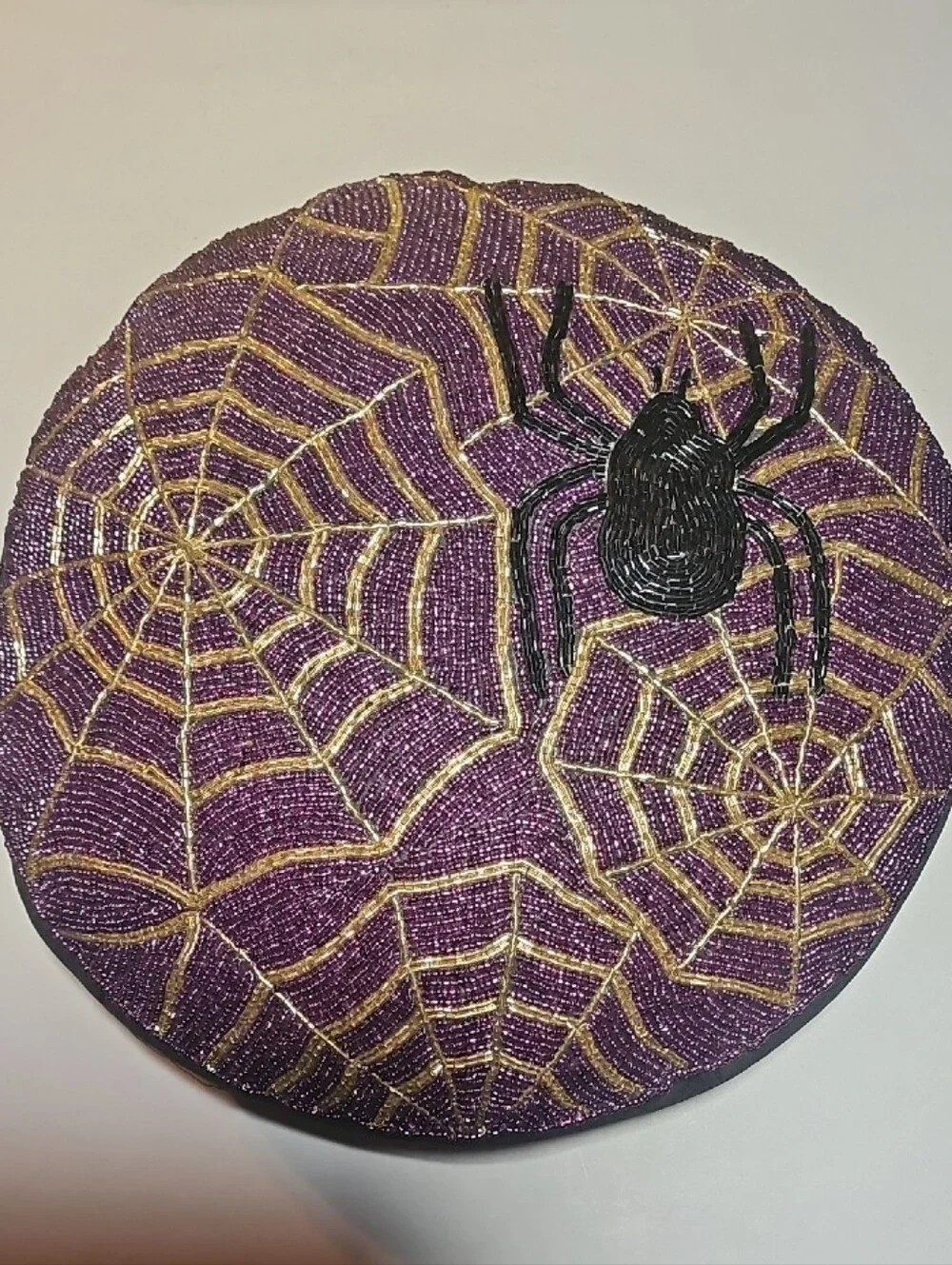 N/A round decorative