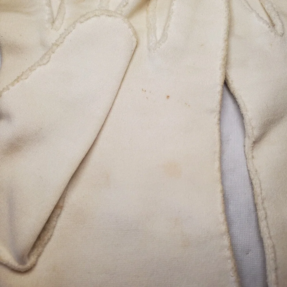 The Unbranded Brand vintage &3