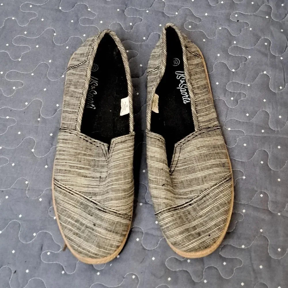 US Sports shoes size 10