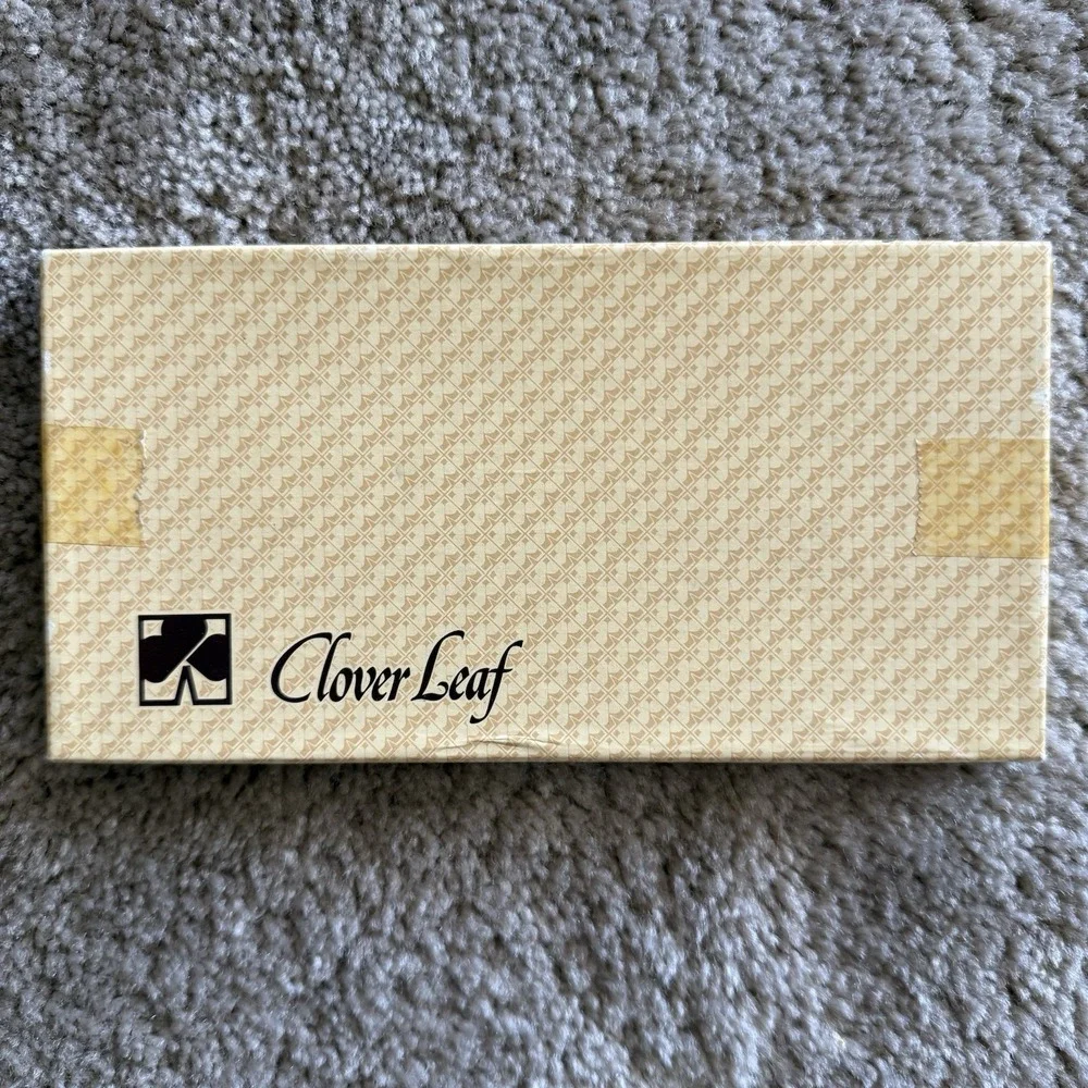 Clover Leaf complete vintage