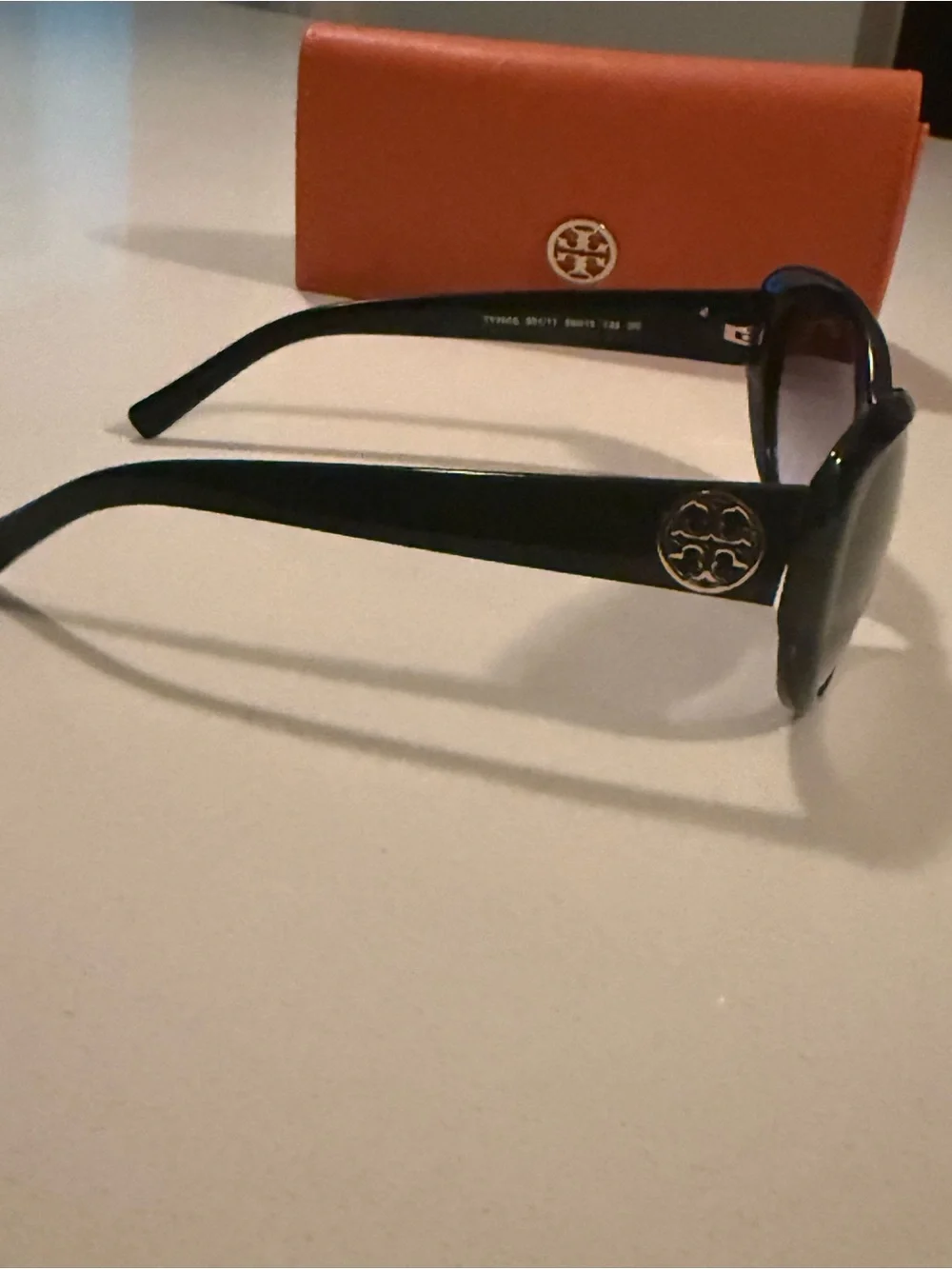 Tory Burch classic tory