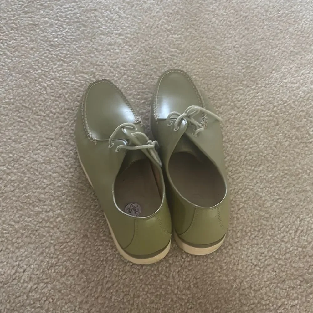 Sperry these olive