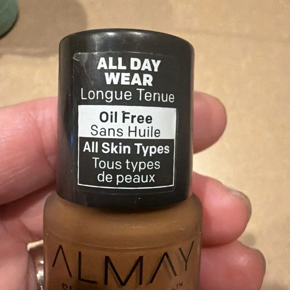 Almay skin perfecting