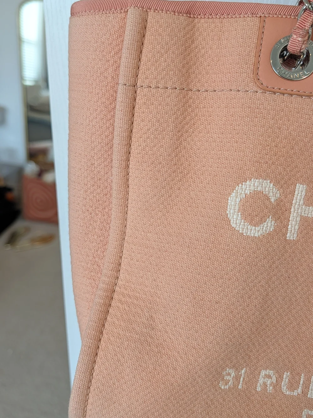 CHANEL very good
