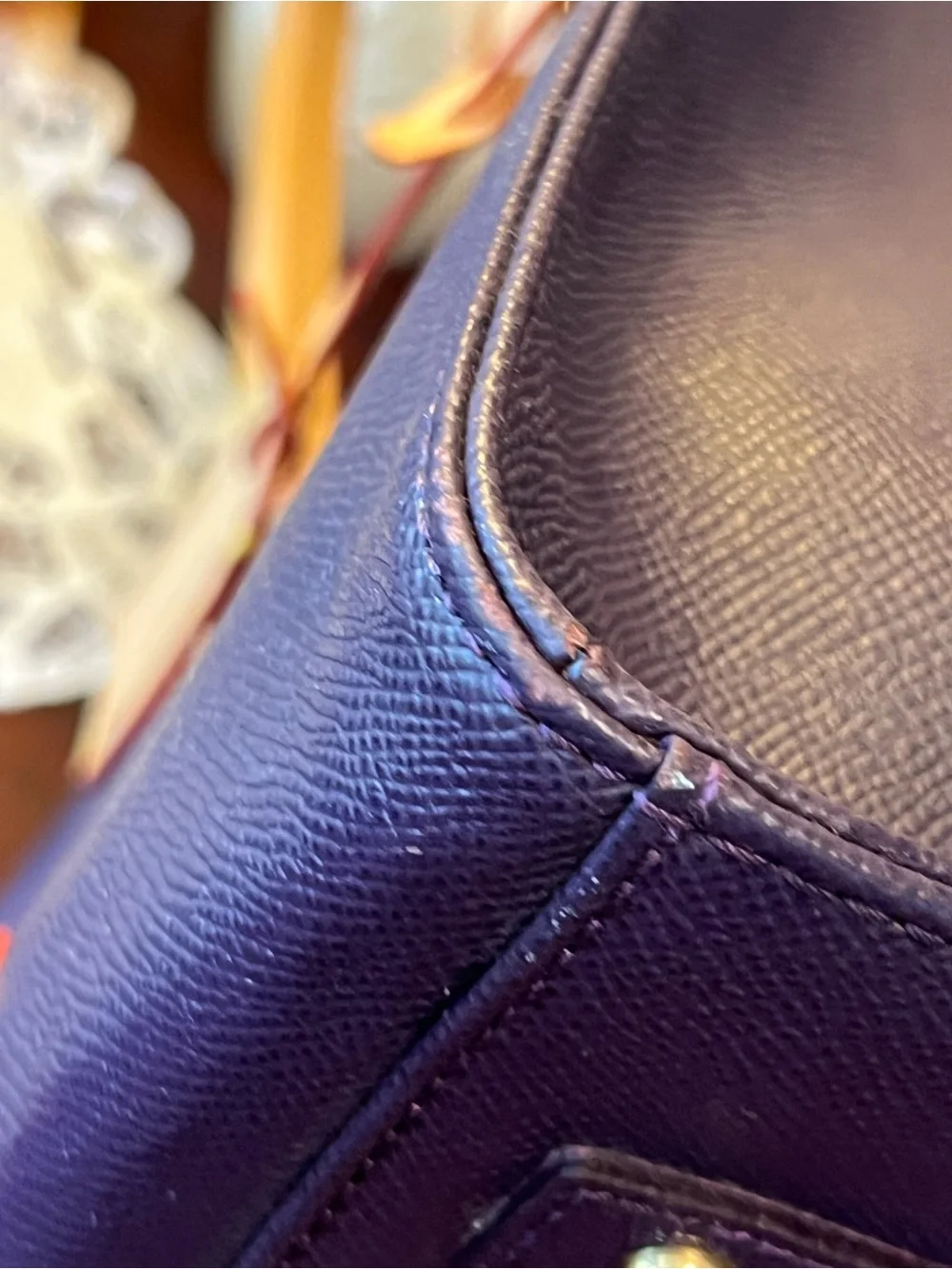 Dooney & Bourke structured dooney