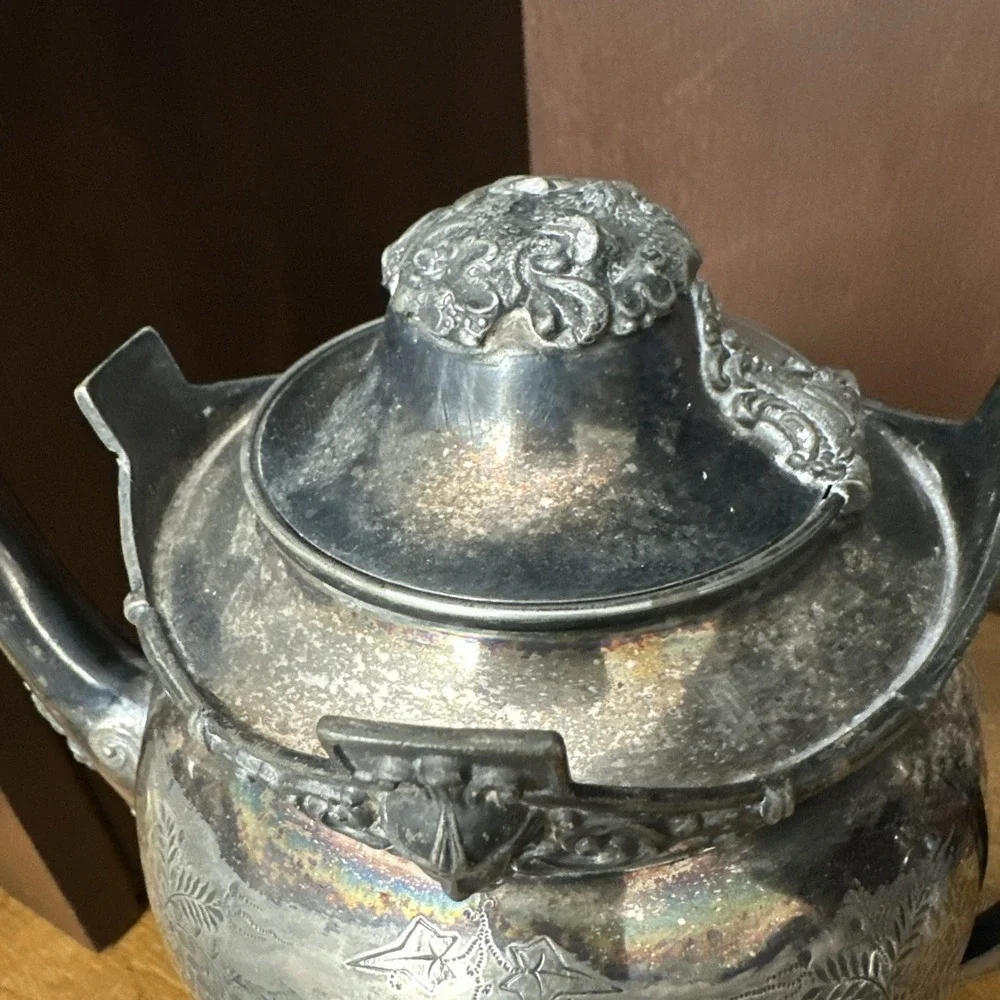 Meridian antique co