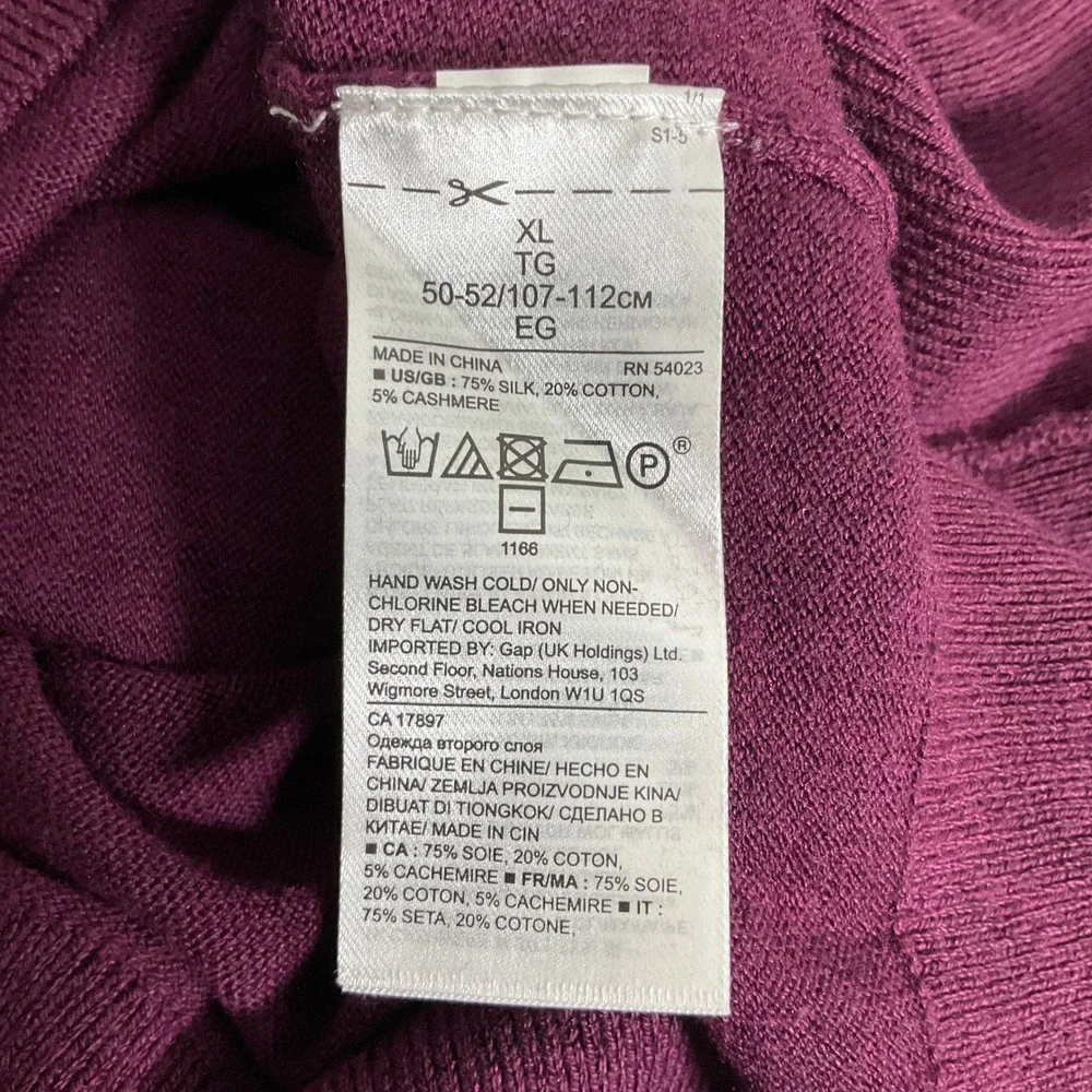 Banana Republic sophisticated neck