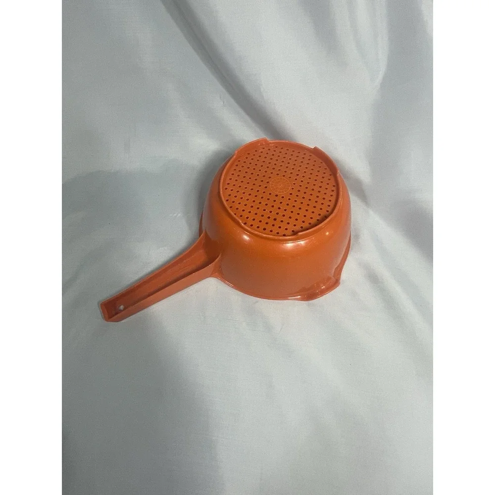Rubbermaid #2930 quart