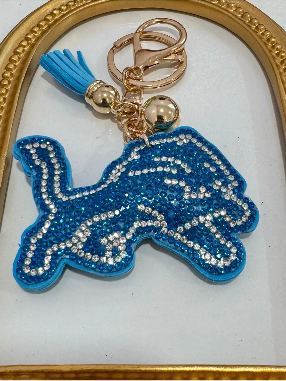 unbranded sparkling blue