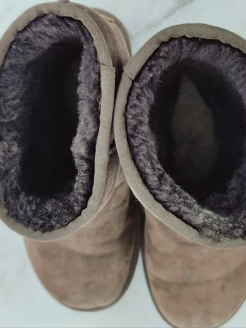 UGG pre owned
