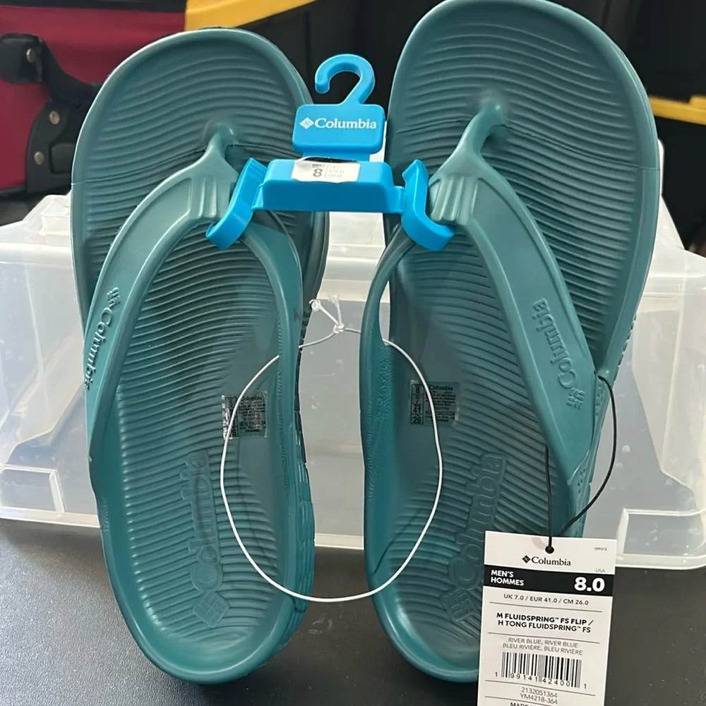New Columbia , sandals for men size 8