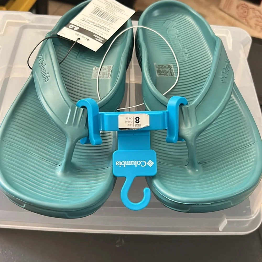 Columbia new sandals