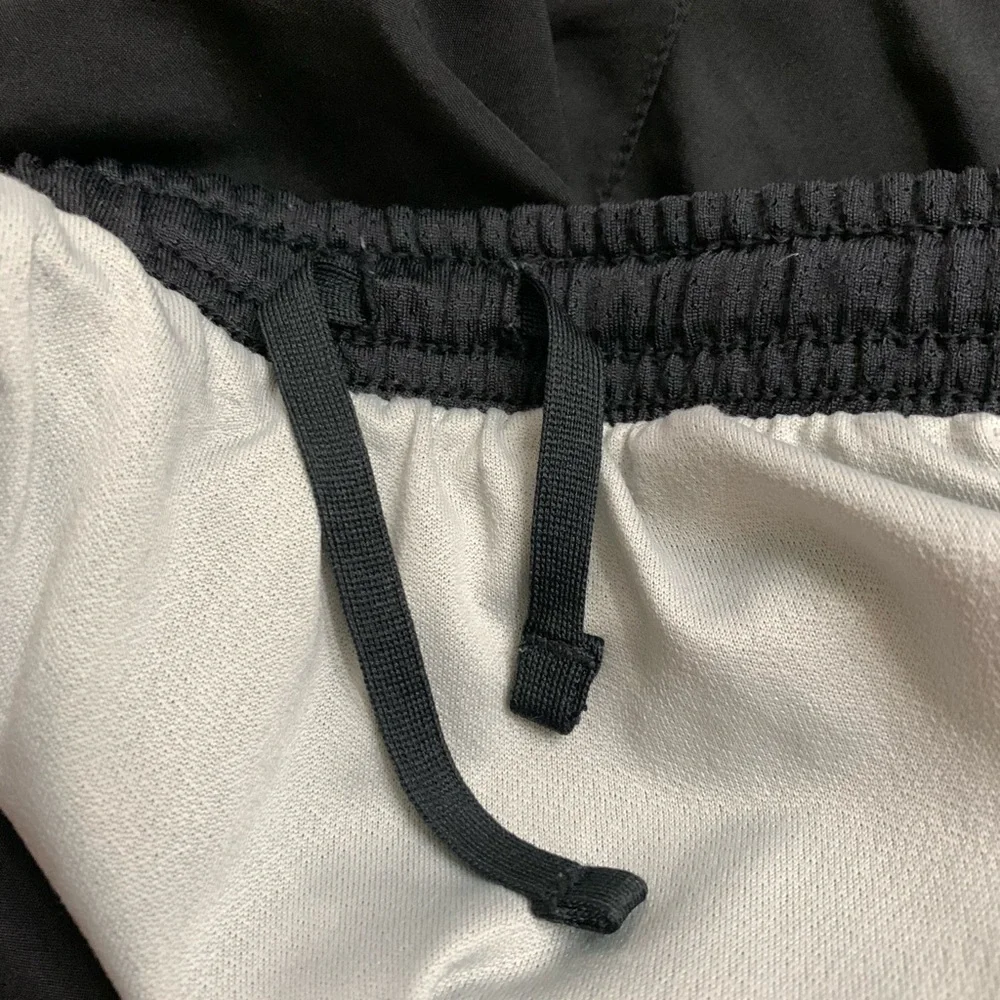 Nike black white