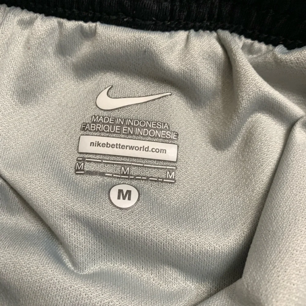 Nike black white
