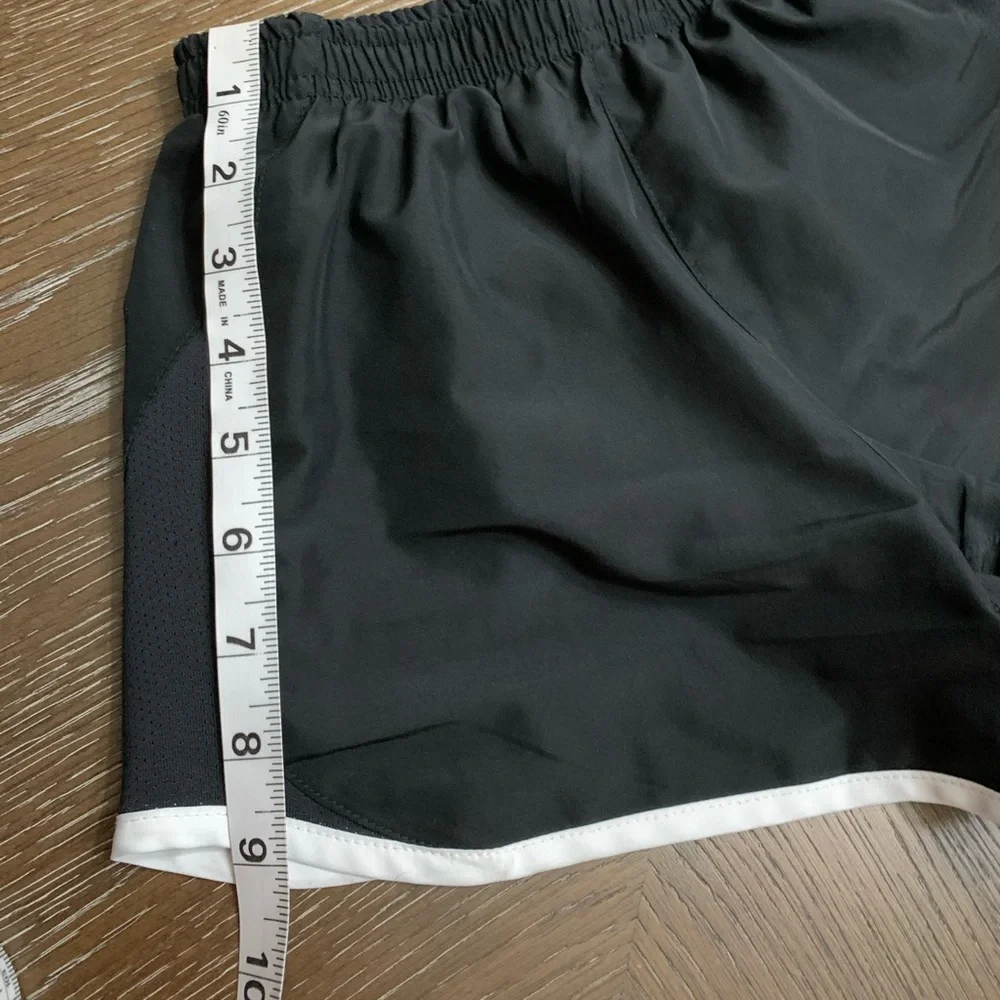 Nike black white