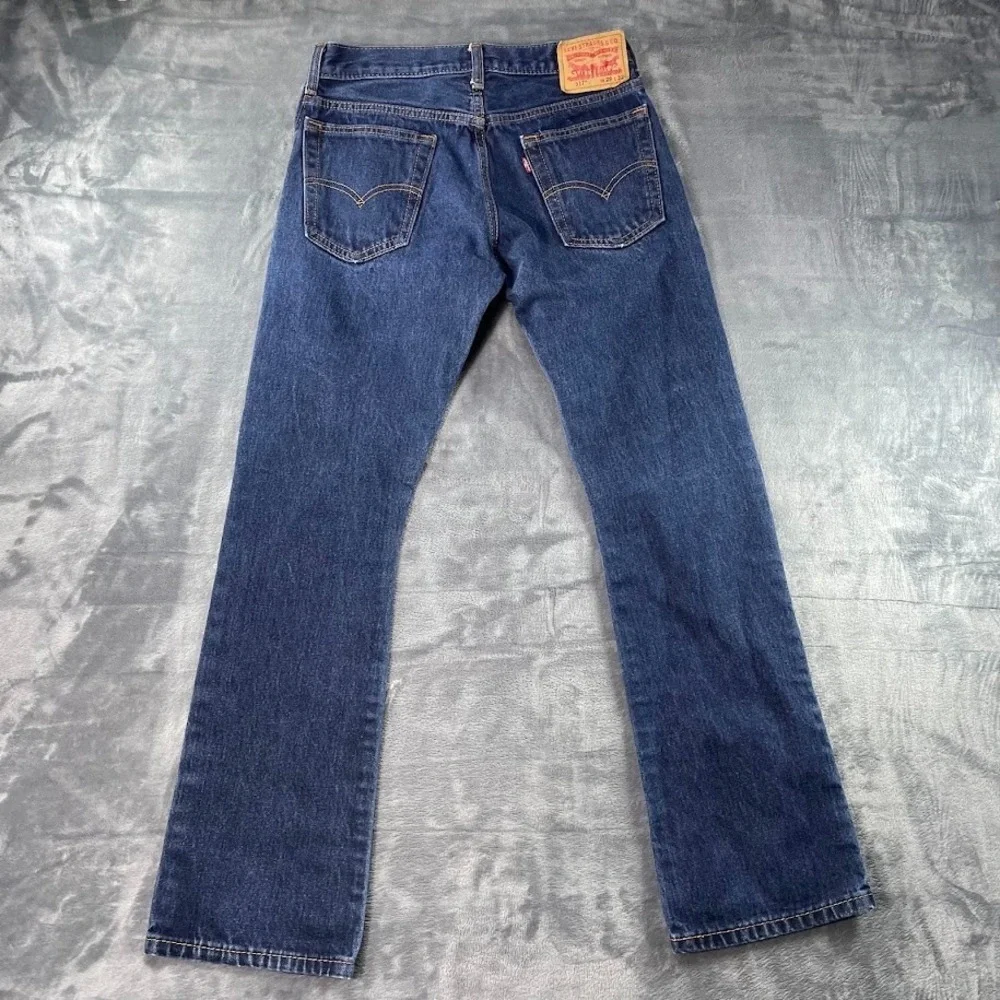 Levis levis 517