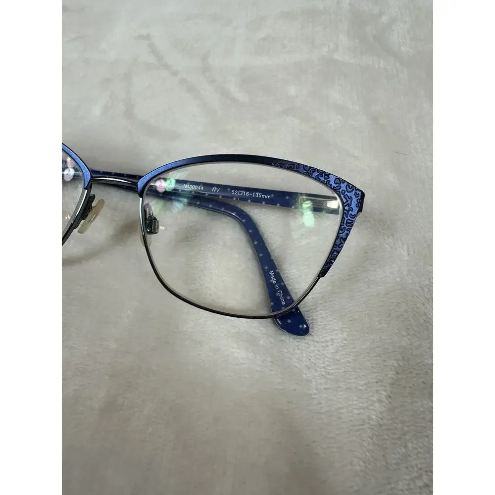 Isaac Mizrahi 52 lens navy