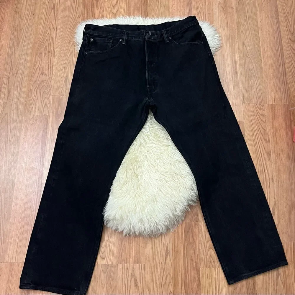 Levis classic black