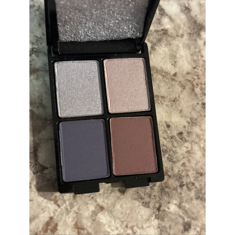 N/A 2g lancome eye