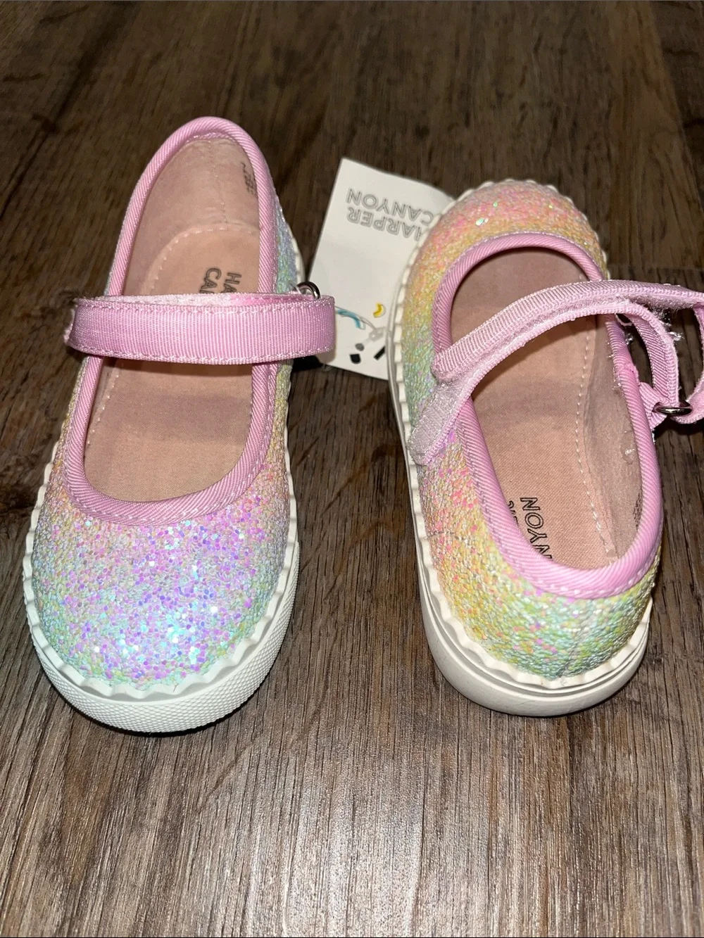 Harper Canyon glittery mary