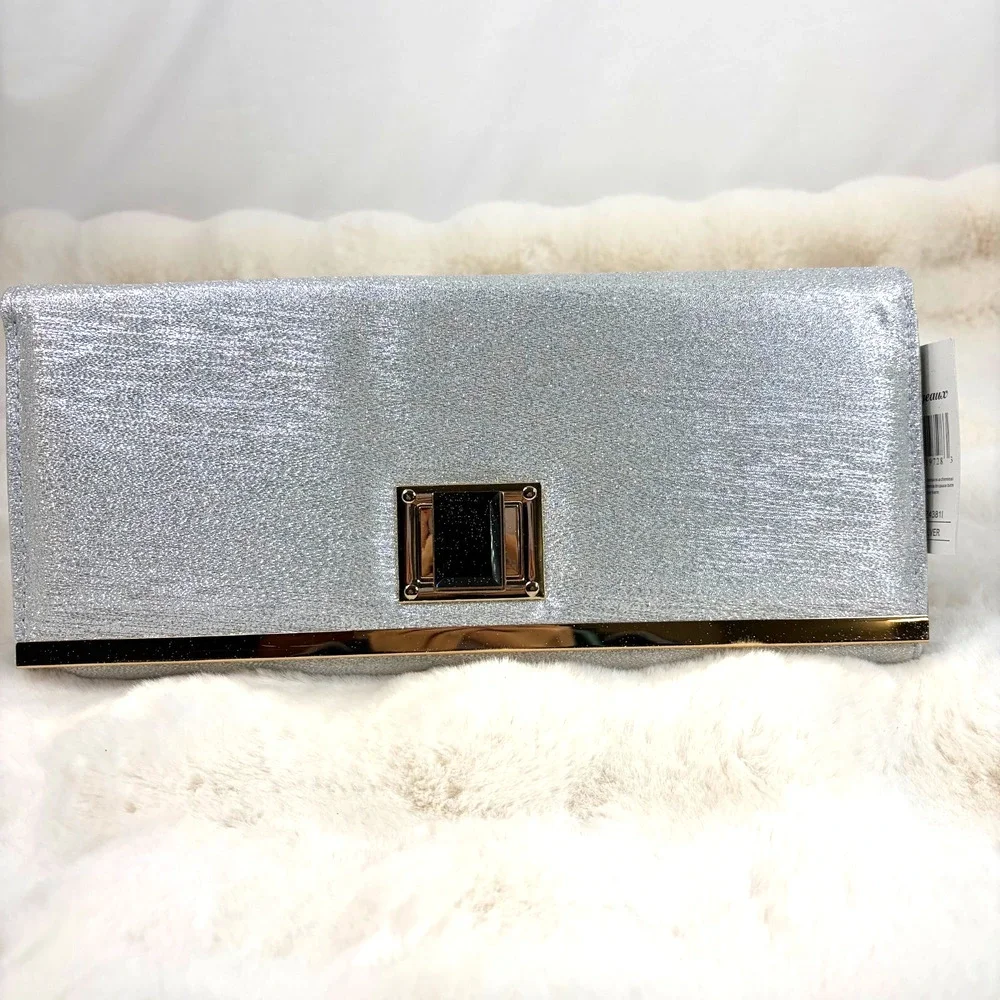 d’margeaux New York Silver Glitter Sparkle Clutch Gold‎ Hardware NWT Evening Bag