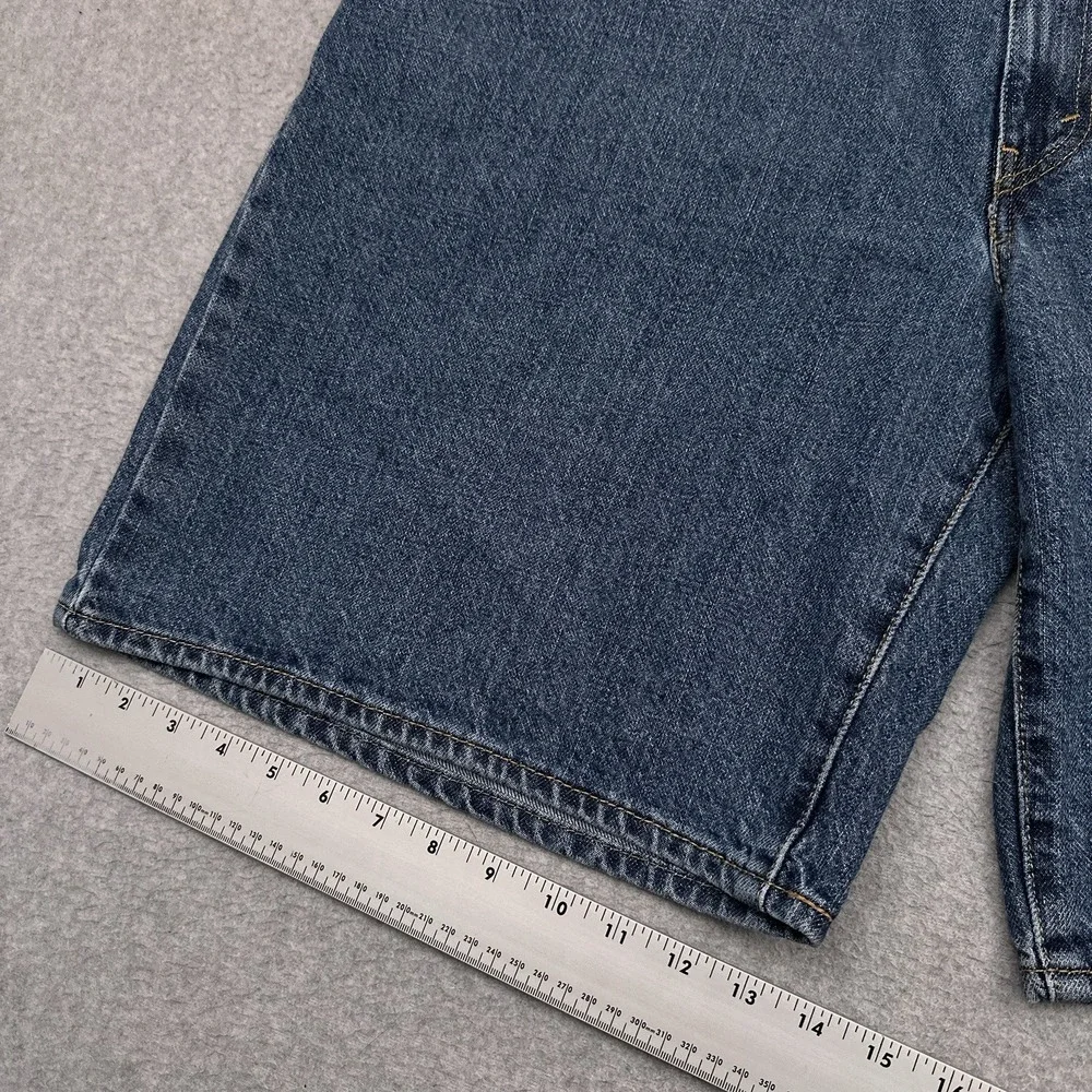 Levis excellent pre