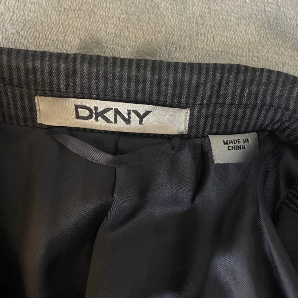 Dkny charcoal pinstripe