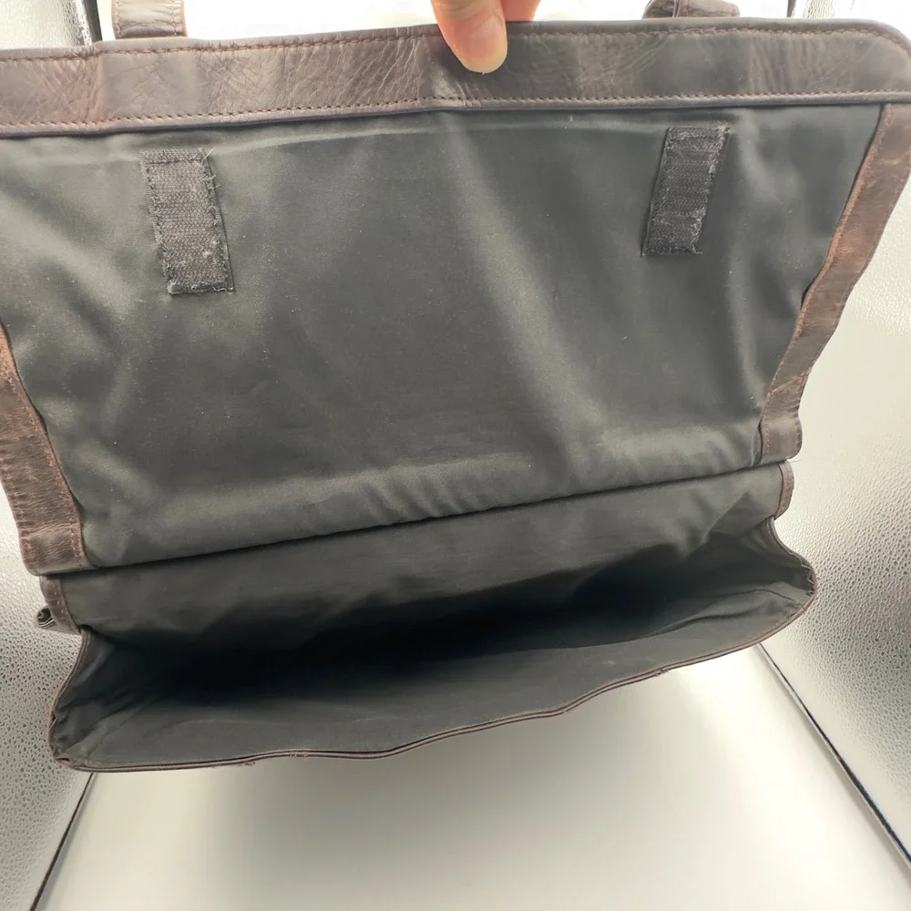 Samsonite Business Casual Series 113 Brown Leather Messenger Bag Briefcase
