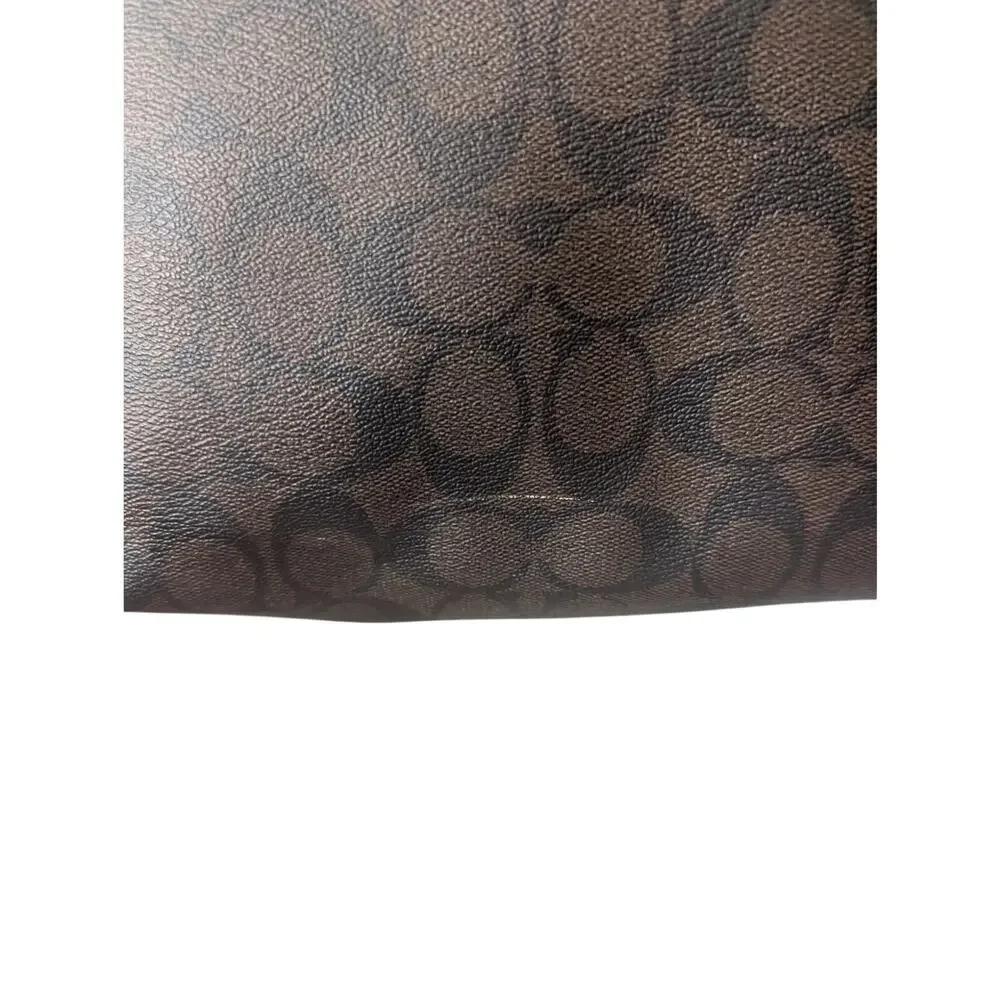 Coach classic versatile
