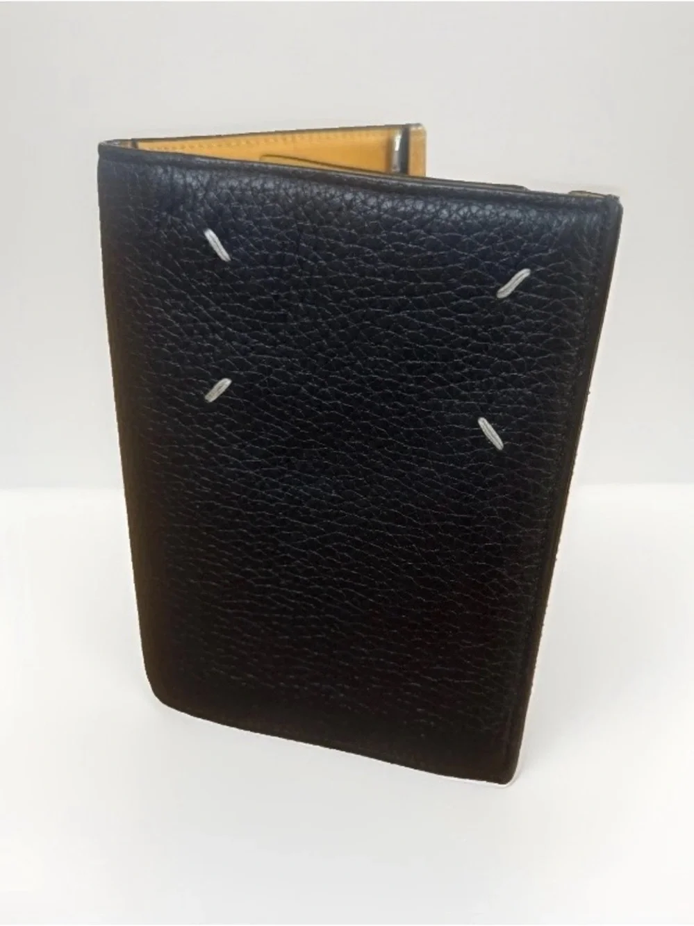 N/A small bifold