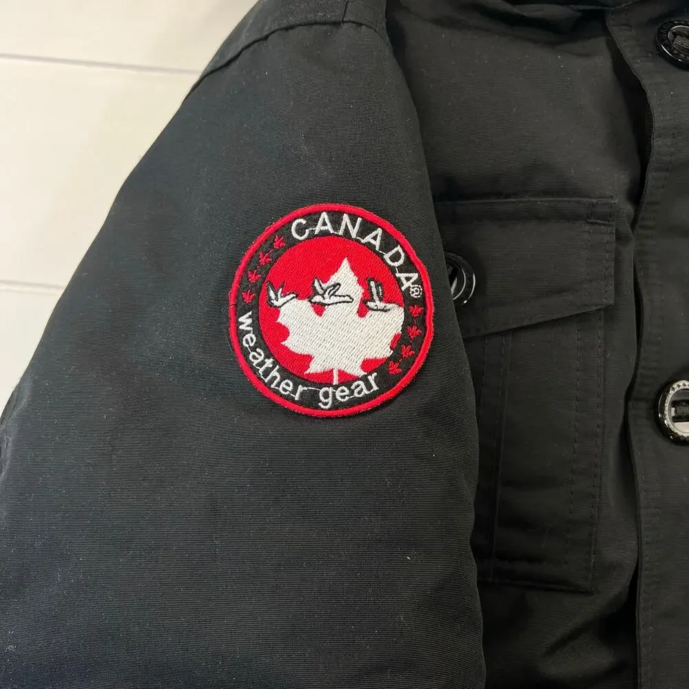 Canada Weather Gear excellent preowned