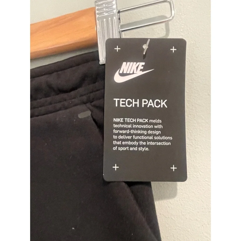 Nike Tech Pack Boys‎ Black Athletic Shorts Size 6 NWT