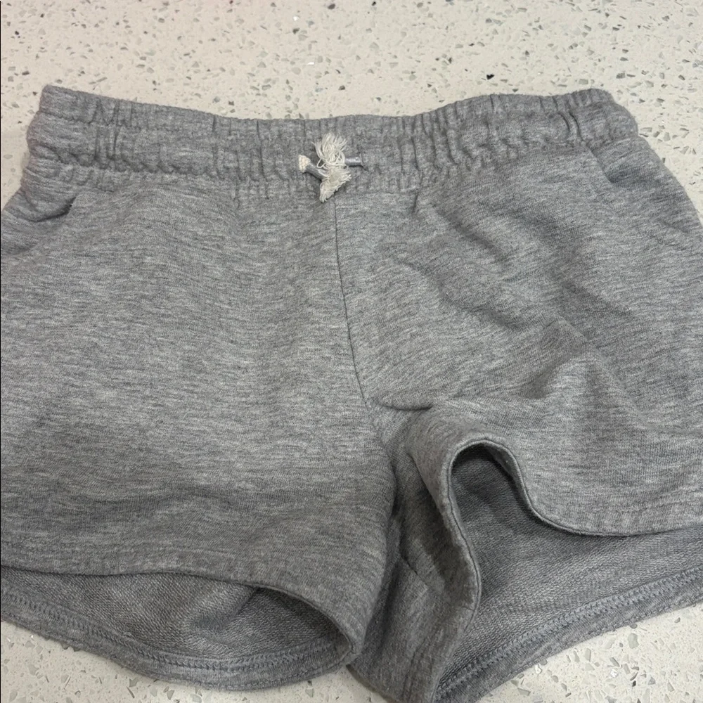 Cat & Jack comfortable gray