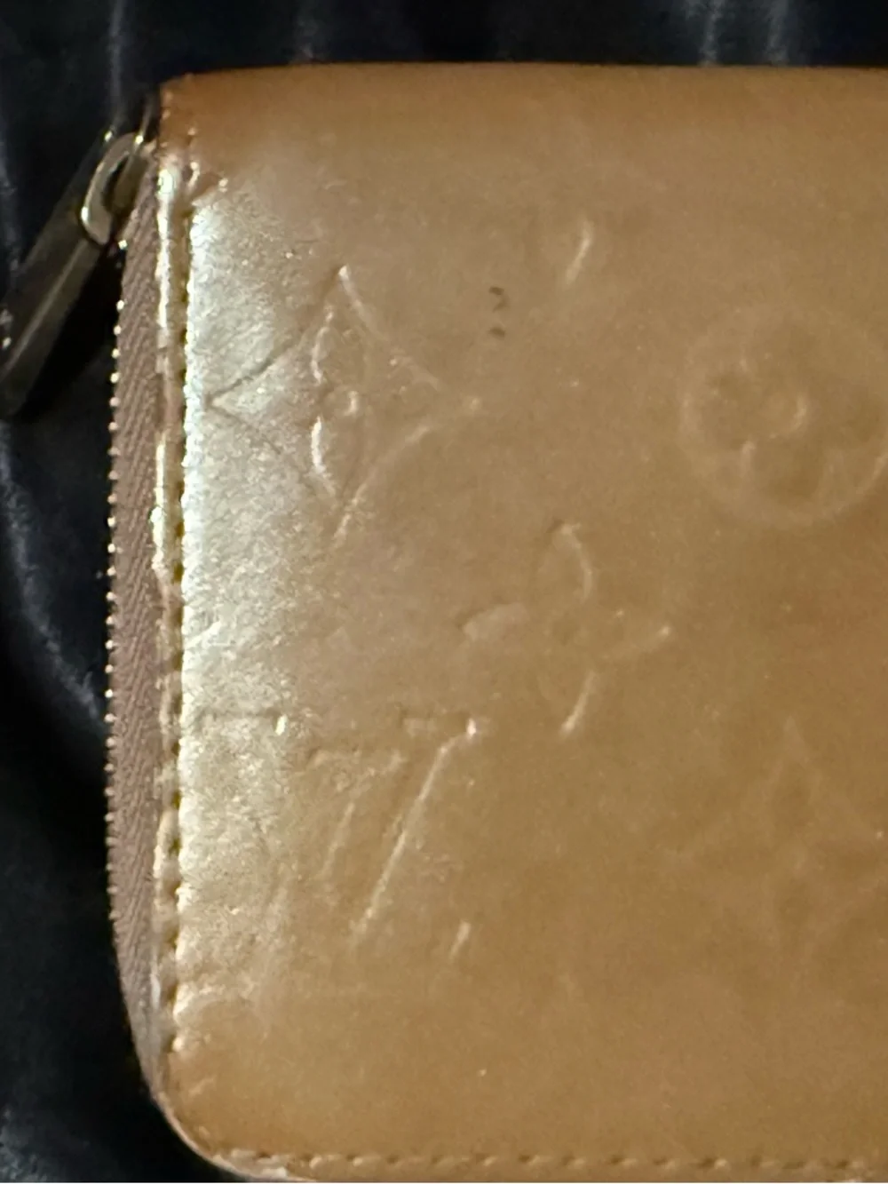 Louis Vuitton same vuitton